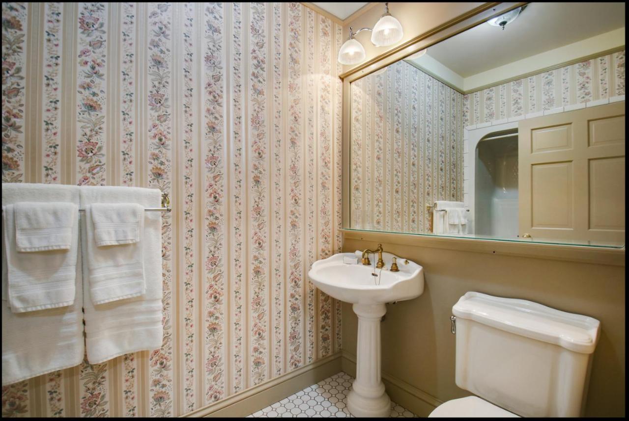 Carnegie Hall Boutique Hotel Ladysmith ภายนอก รูปภาพ