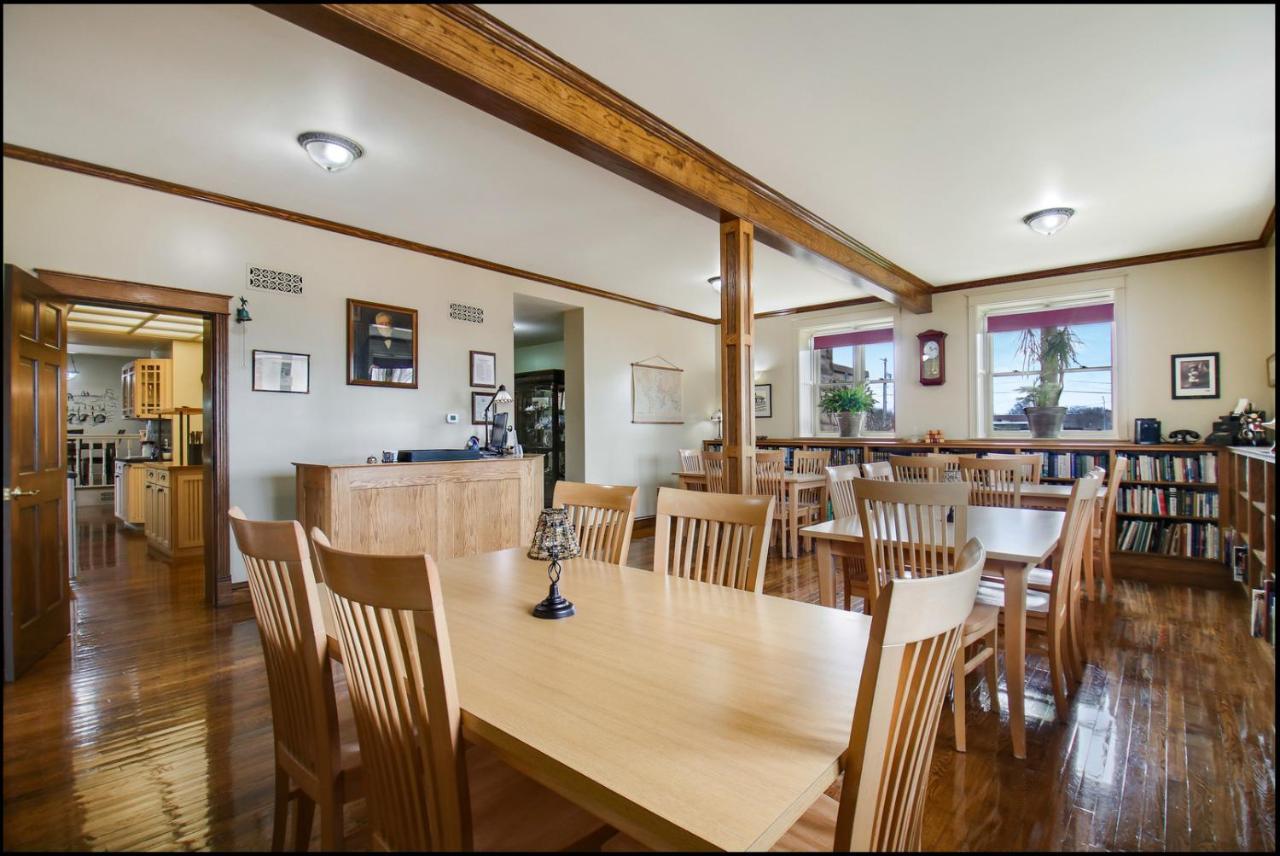 Carnegie Hall Boutique Hotel Ladysmith ภายนอก รูปภาพ